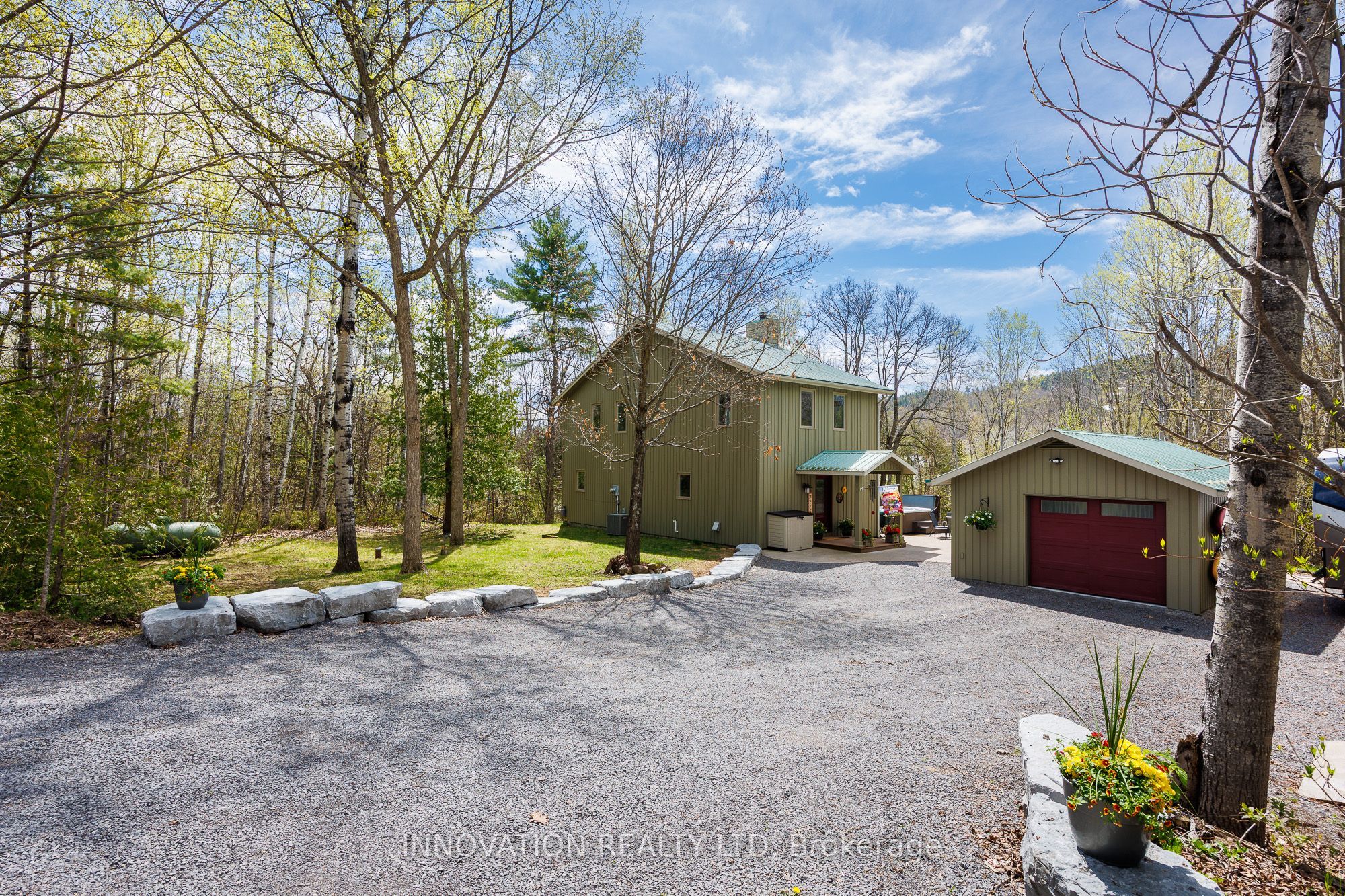 160 Viewmount Drive, Greater Madawaska, ON K0J 1H0