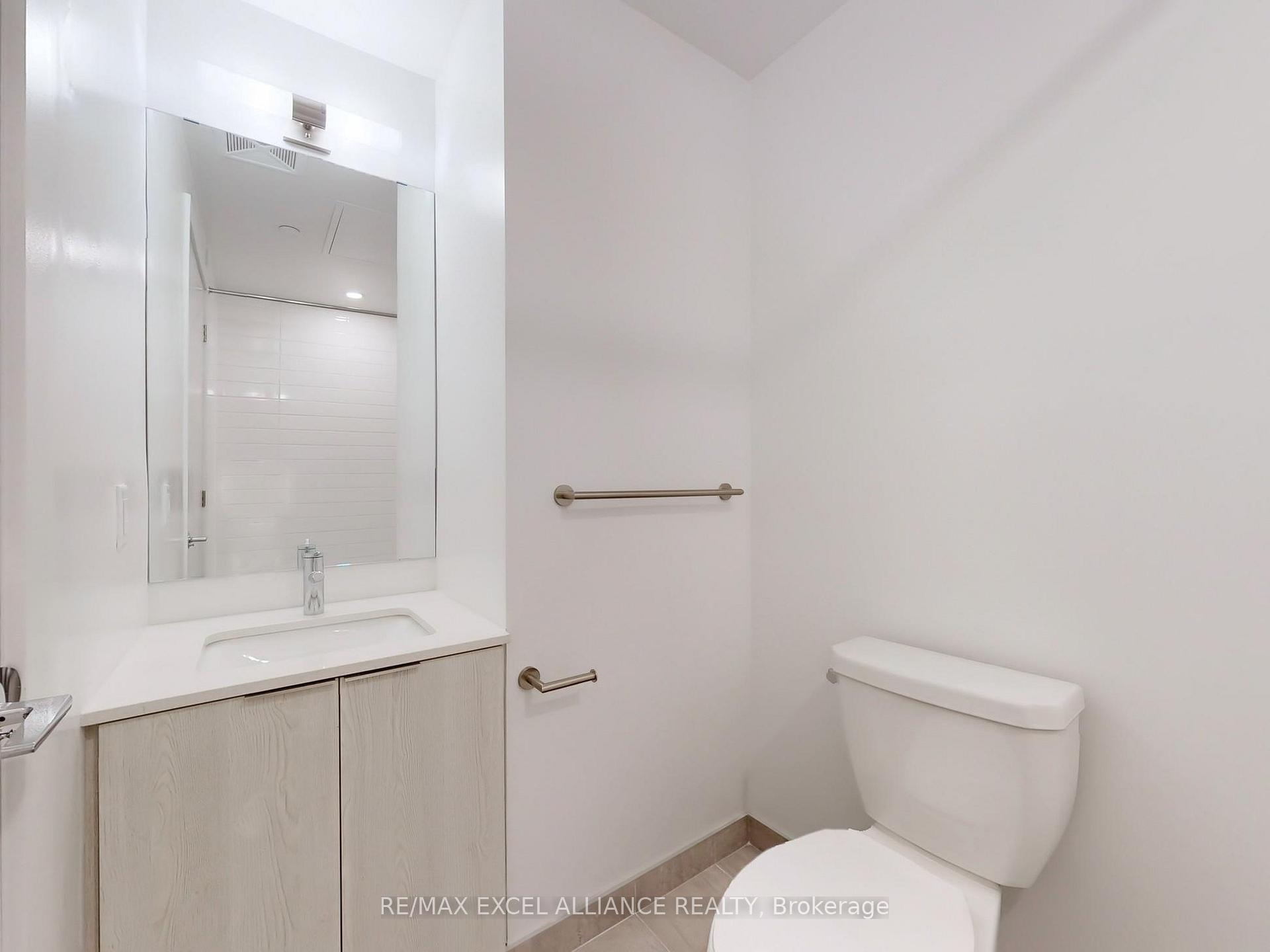2 Bedrooms Condo at 357 King,  Toronto For sale