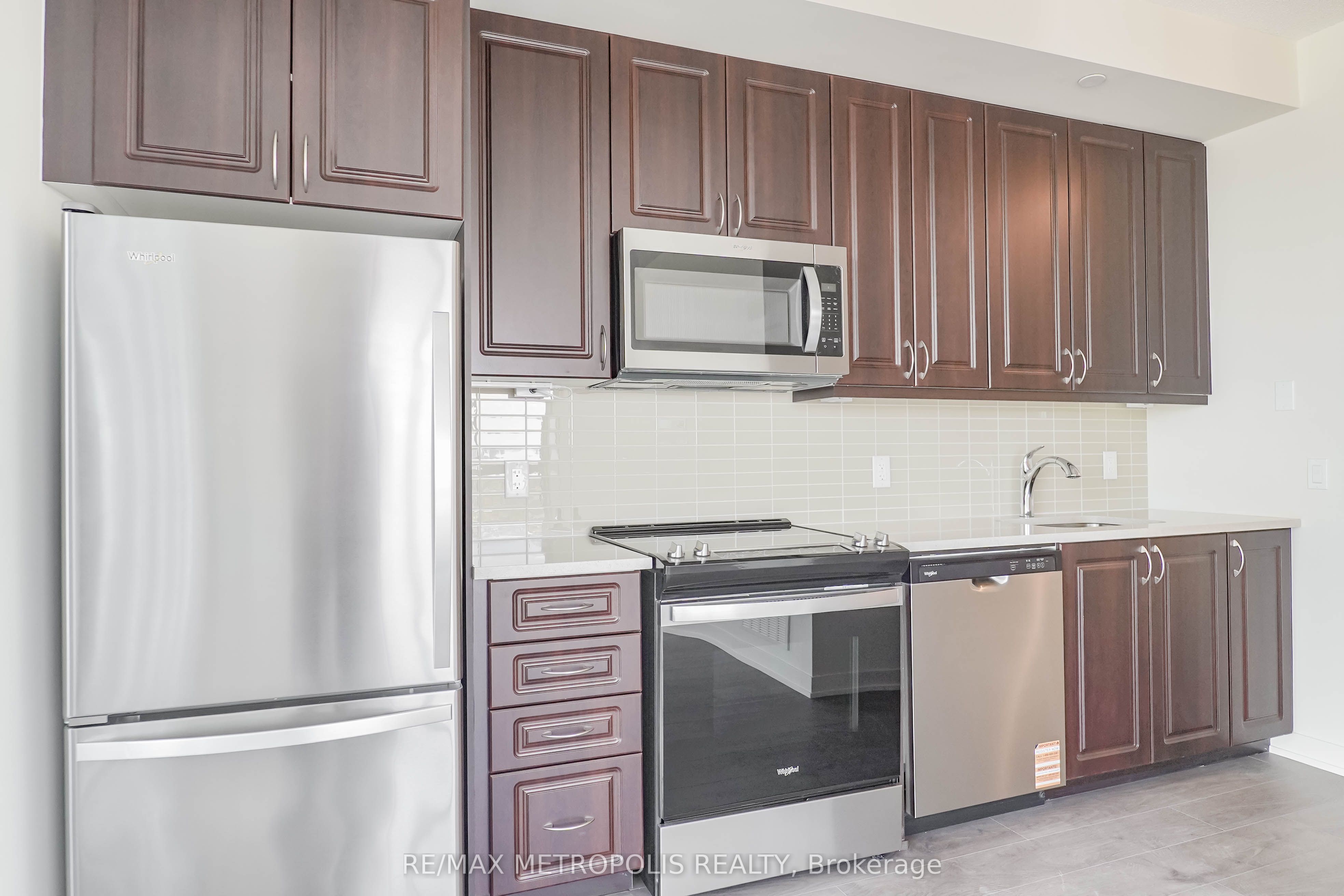 38 Annie Craig Drive, #3611