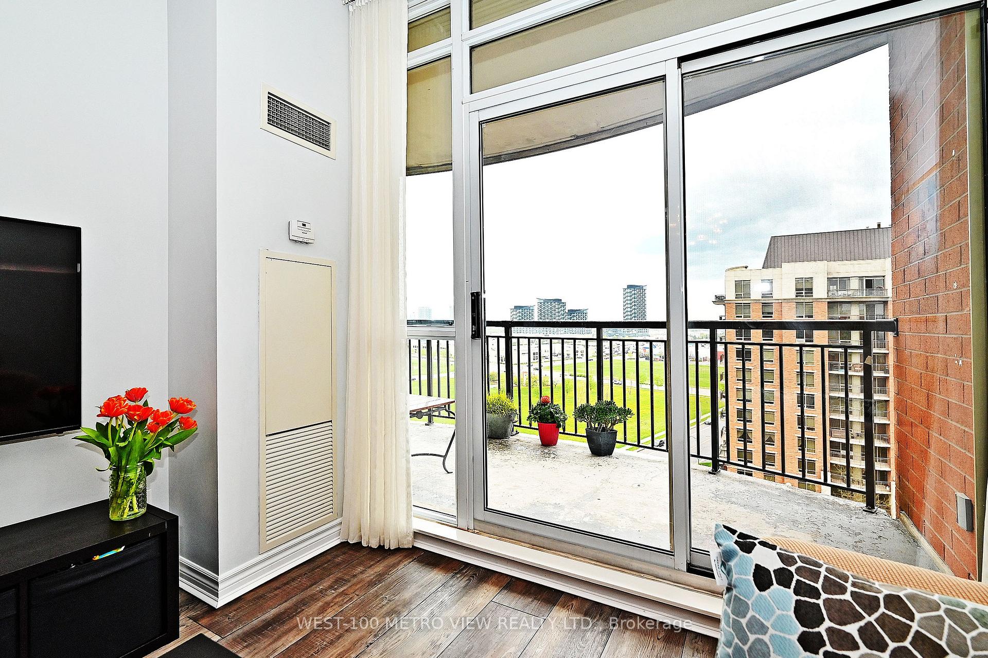 2 Bedrooms Condo at 2365 CENTRAL PARK, Oakville For sale