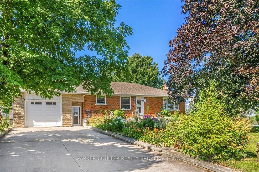 1736 Killarney Beach Road