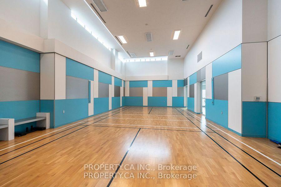 2 Bedrooms Condo at 165 Legion, Toronto For sale