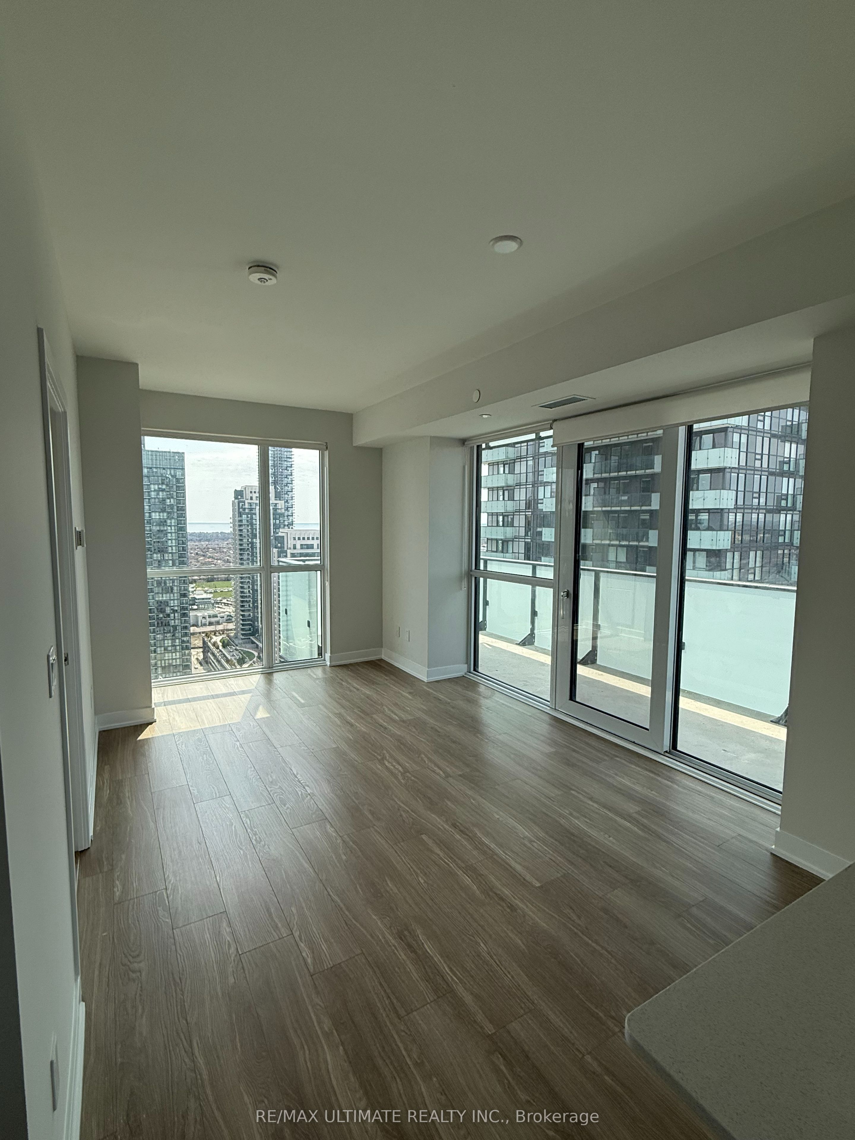 430 Square One Drive, #2806