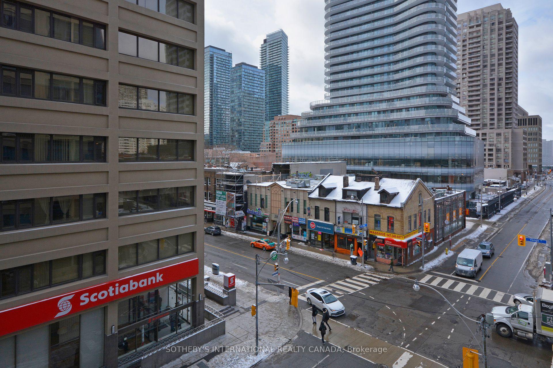 1 Bedroom Condo at 8 Wellesley, Toronto For sale