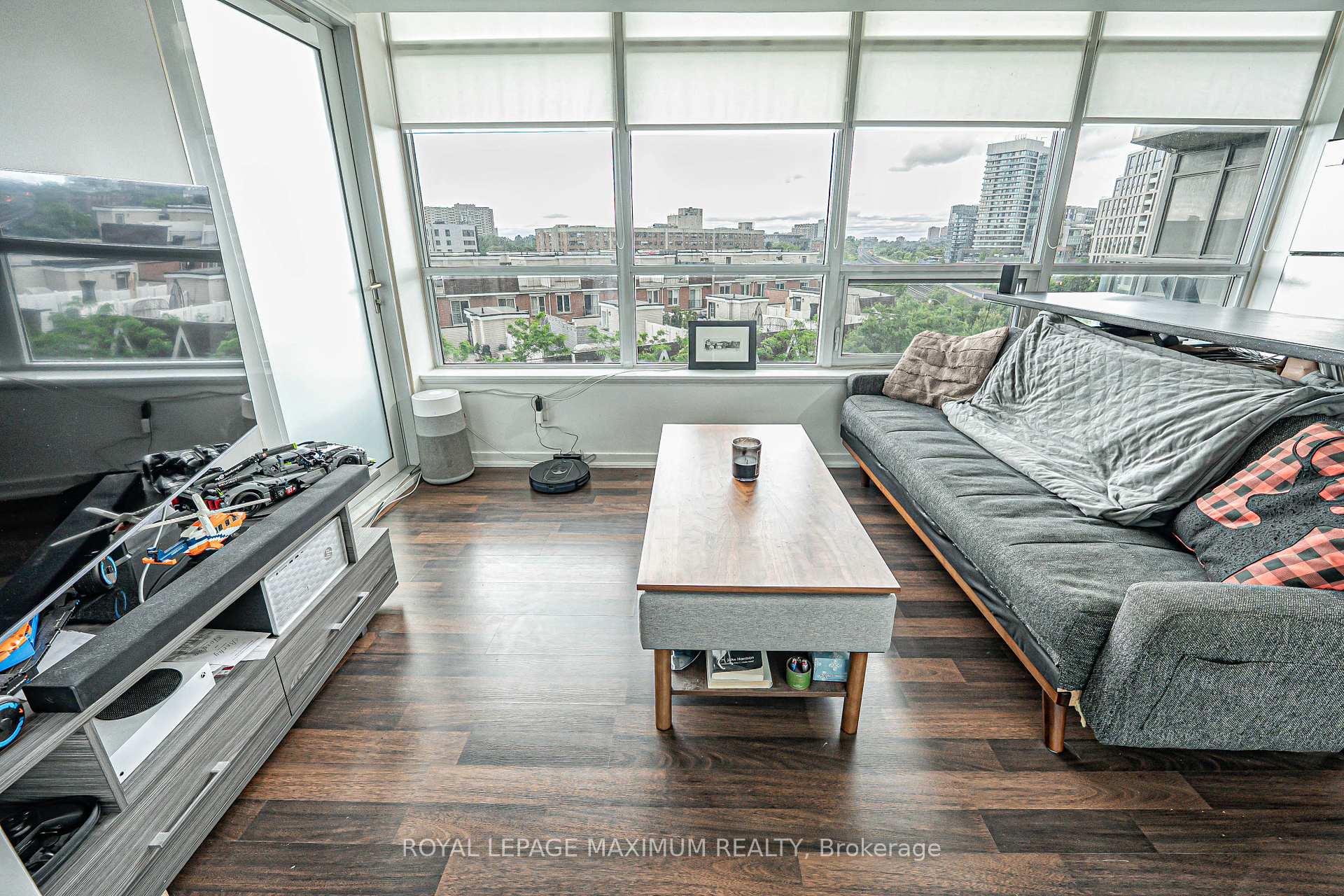 1 Bedroom Condo at 38 Joe Shuster, Toronto For sale