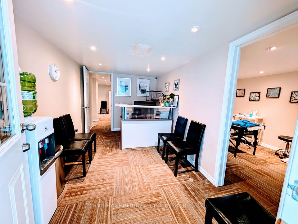 115 Sheppard