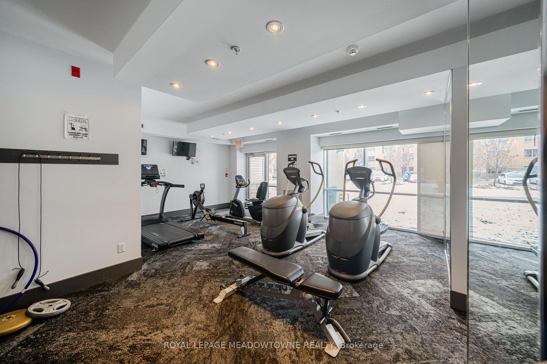 1 Bedroom Condo at 570 Lolita, Mississauga For sale