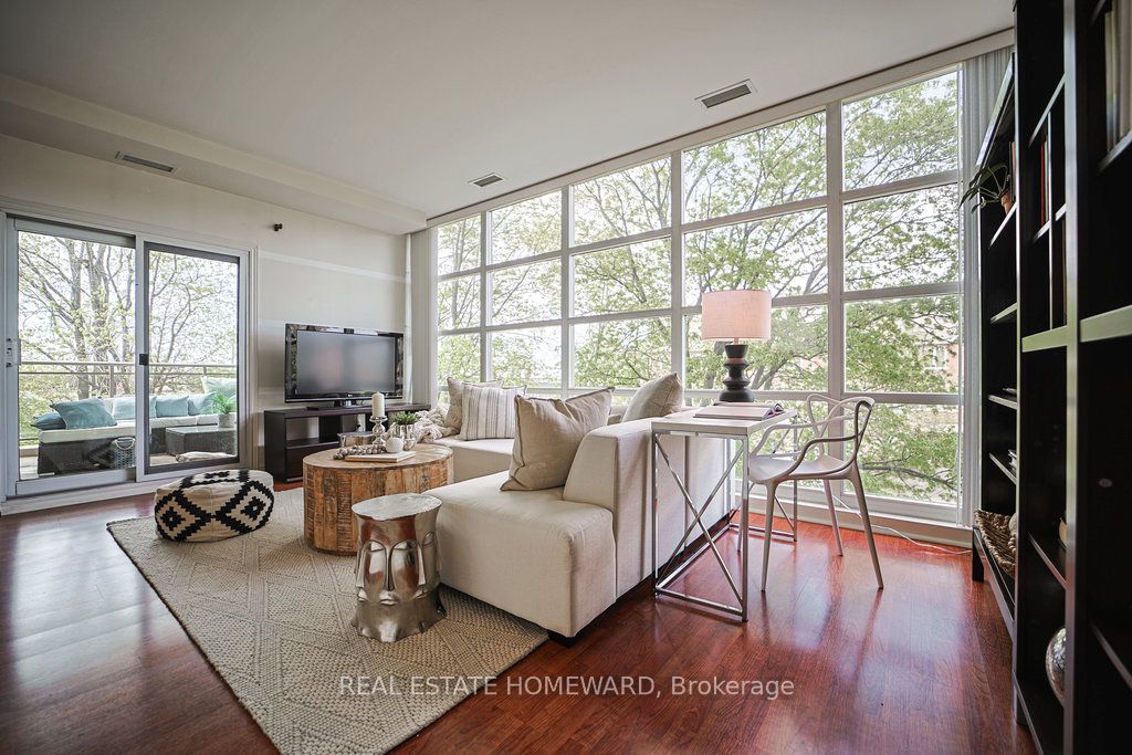 1 Leaside Park Drive, #209