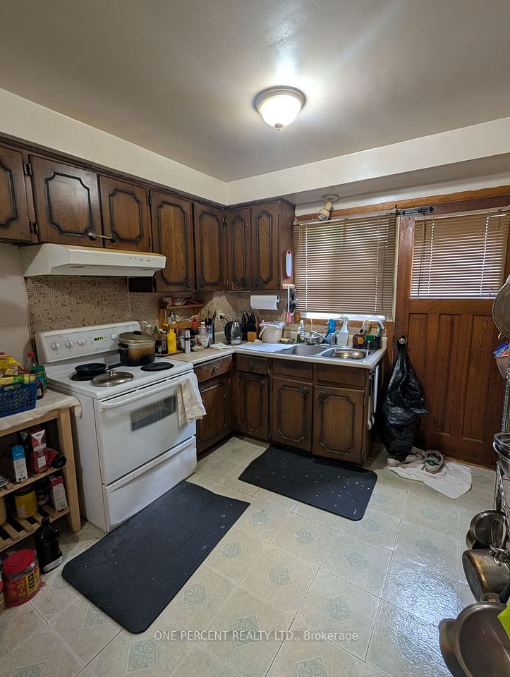 87 Lippincott