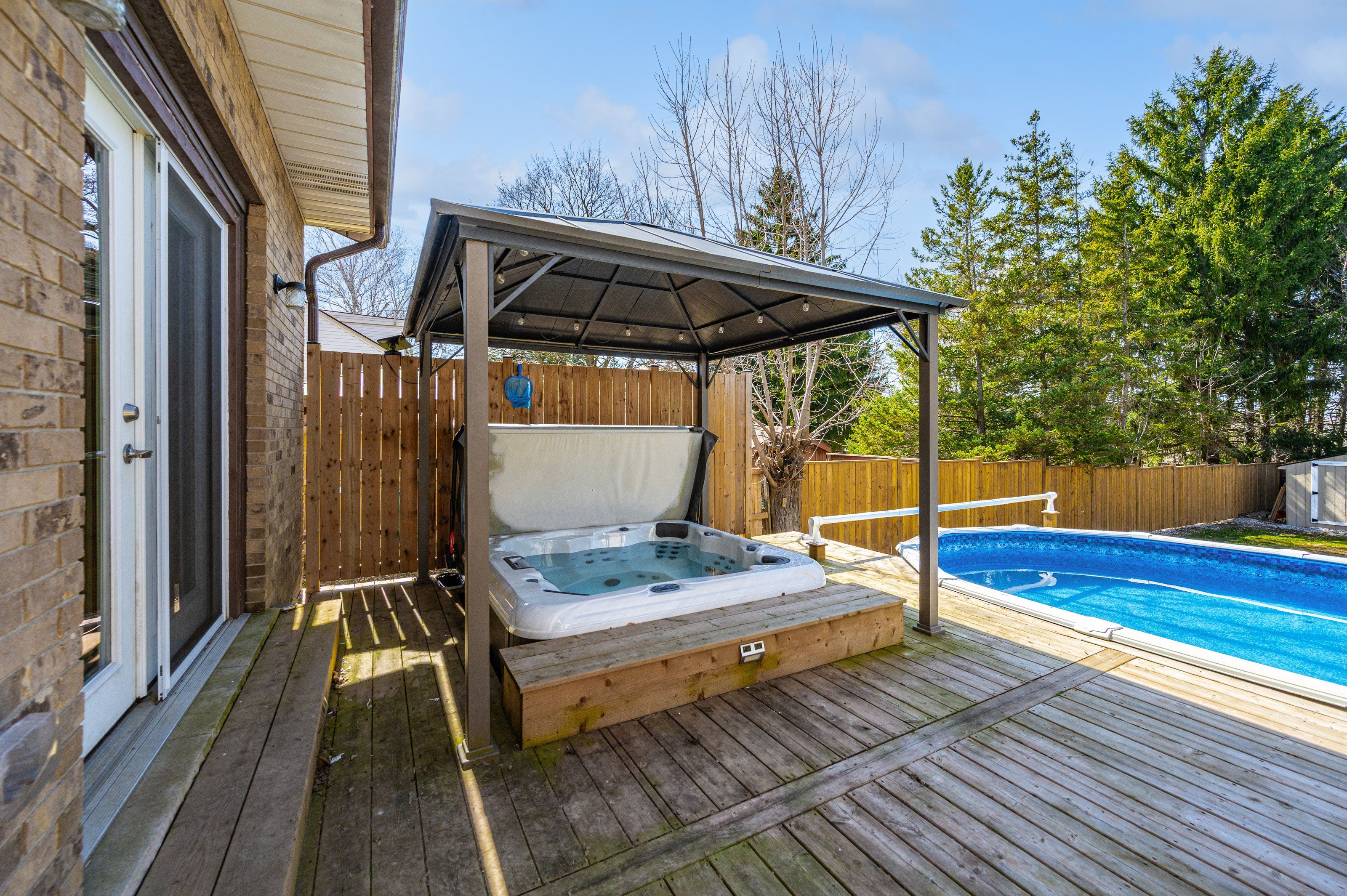 335 Elora Street