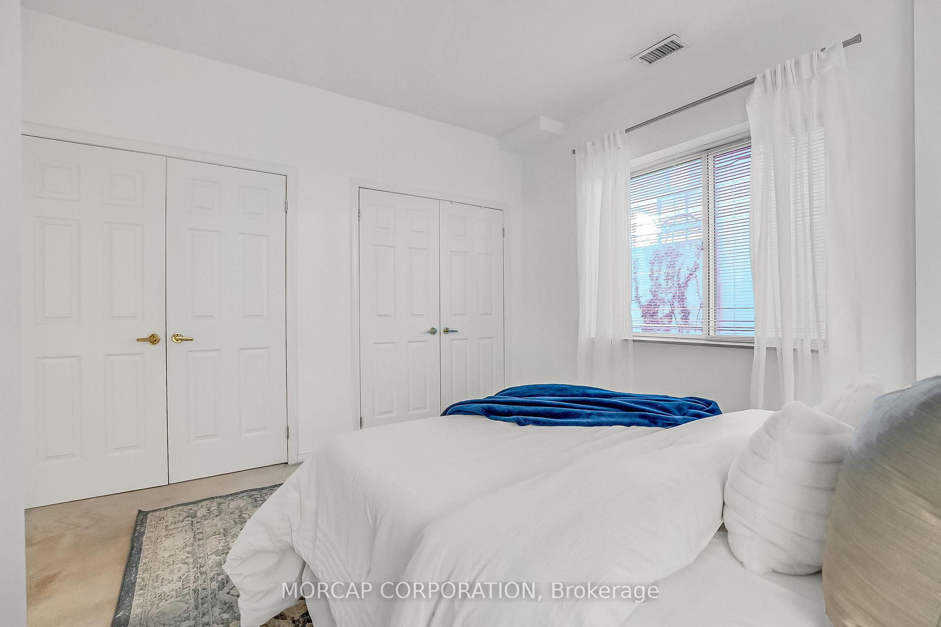 2 Bedrooms Condo at 600 Eglinton, Toronto For sale