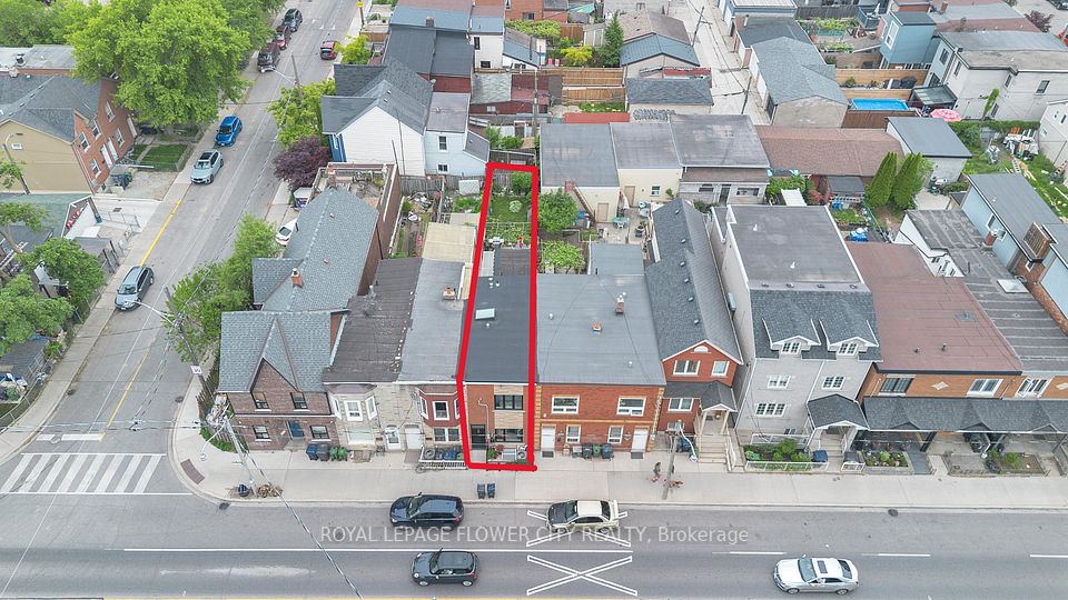 500 Dufferin
