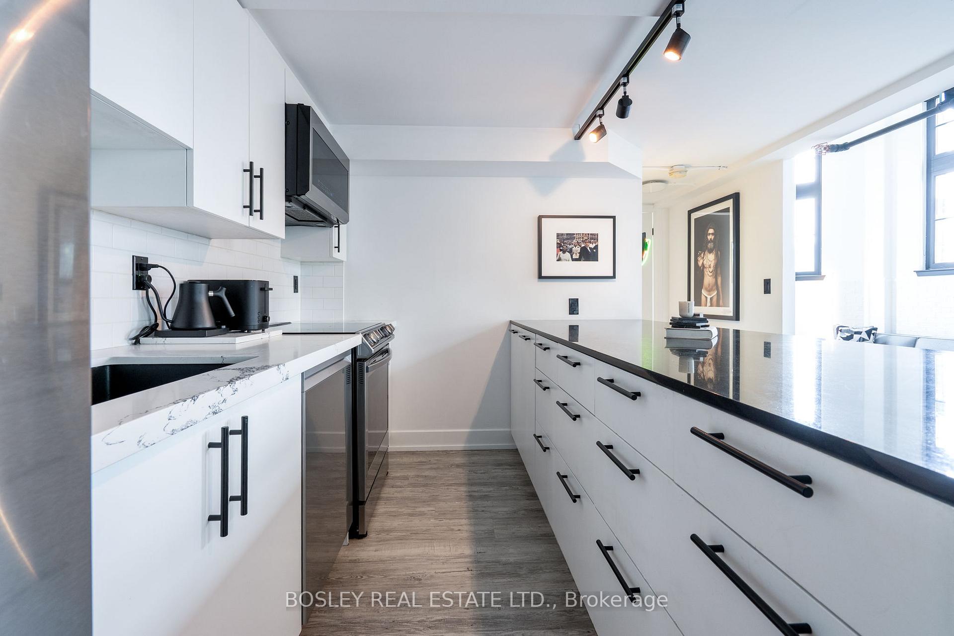 3 Bedrooms Condo at 183 Dovercourt, Toronto For sale