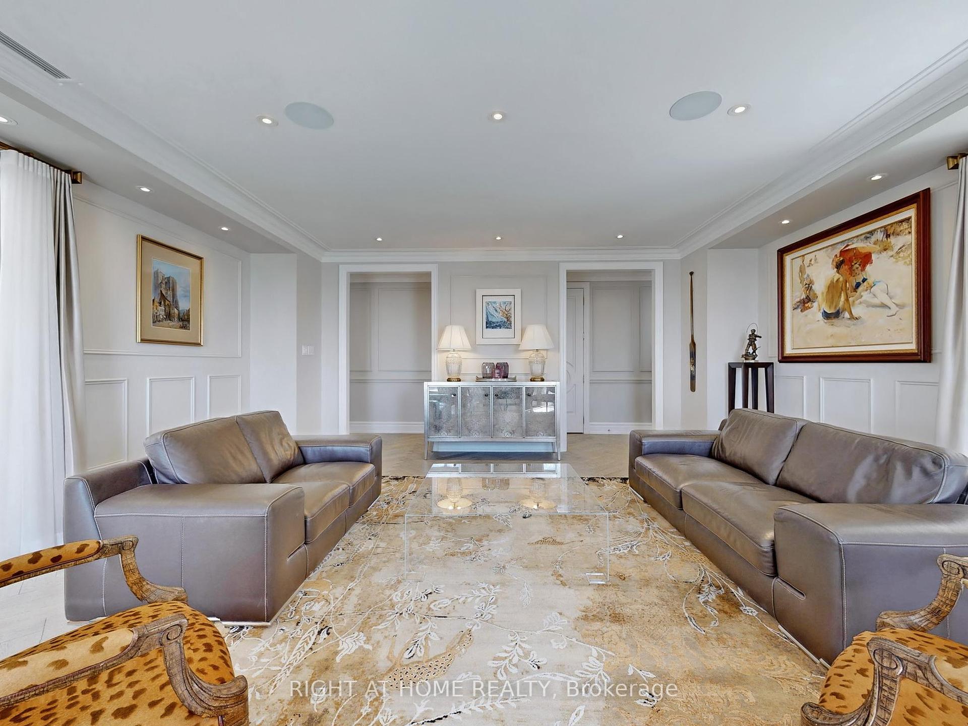 2 Bedrooms Condo at 2287 Lake Shore, Toronto For sale