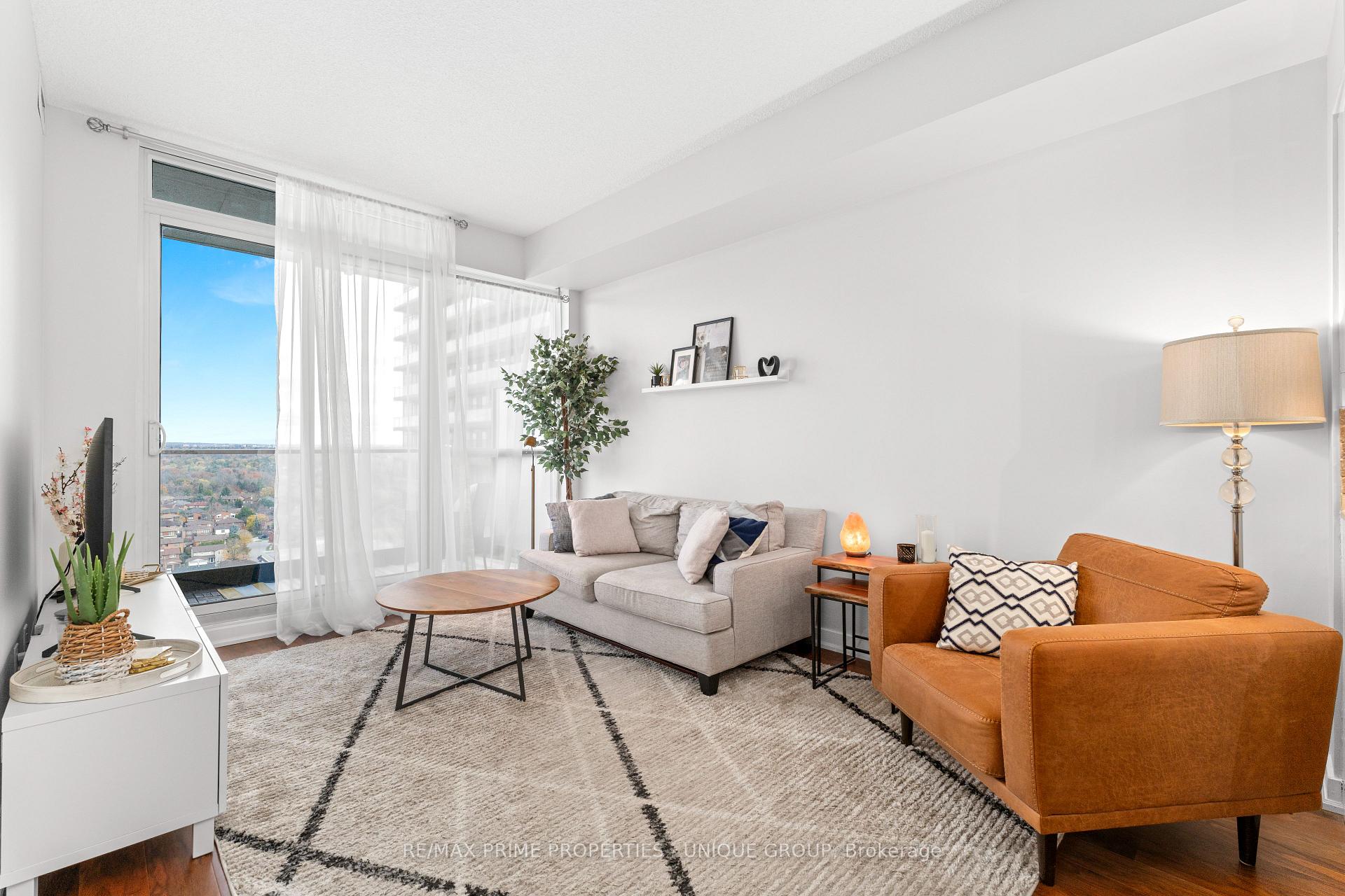 1 Bedroom Condo at 29 Singer, Toronto For sale