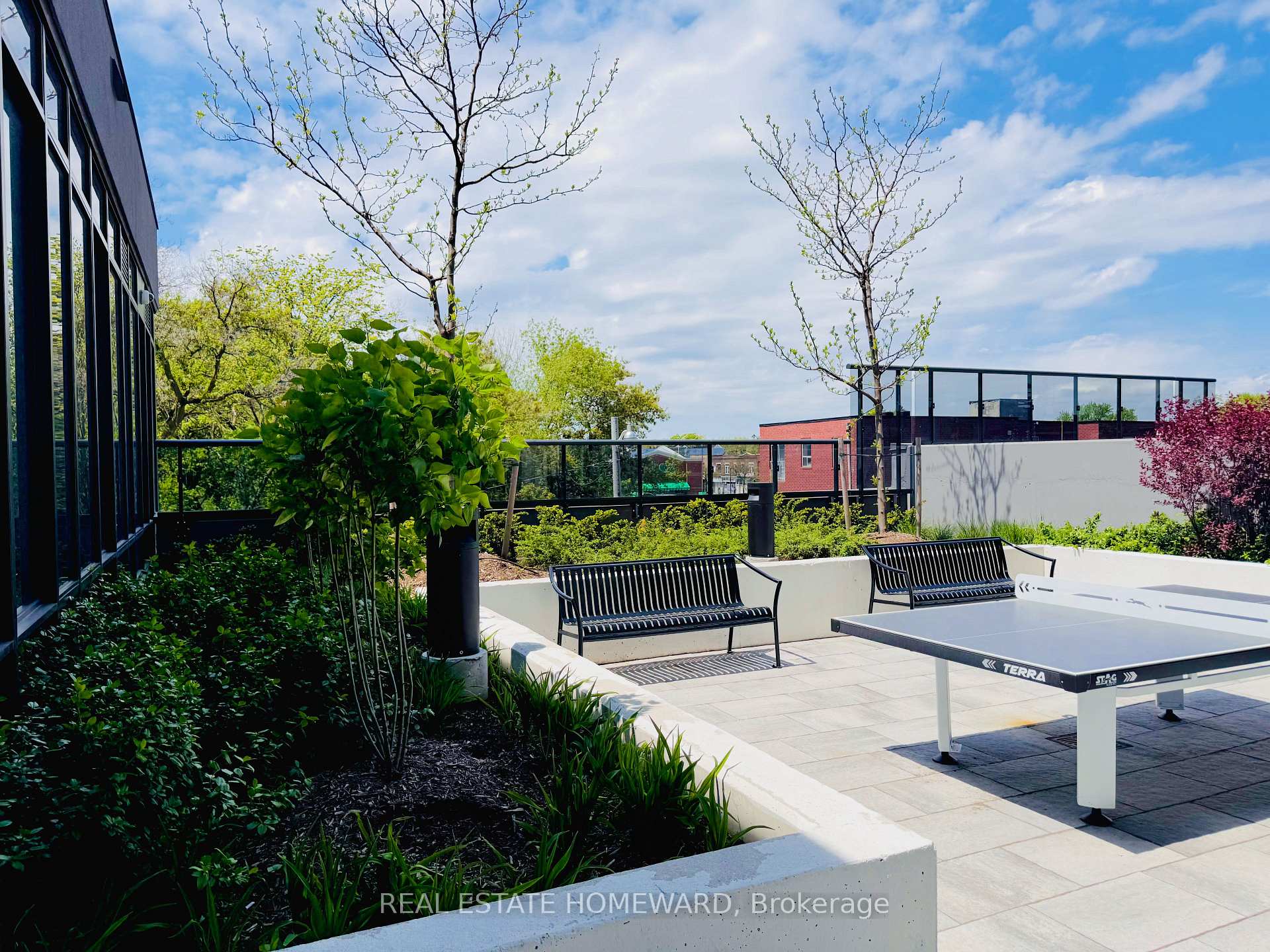 2 Bedrooms Condo at 286 Main, Toronto For sale