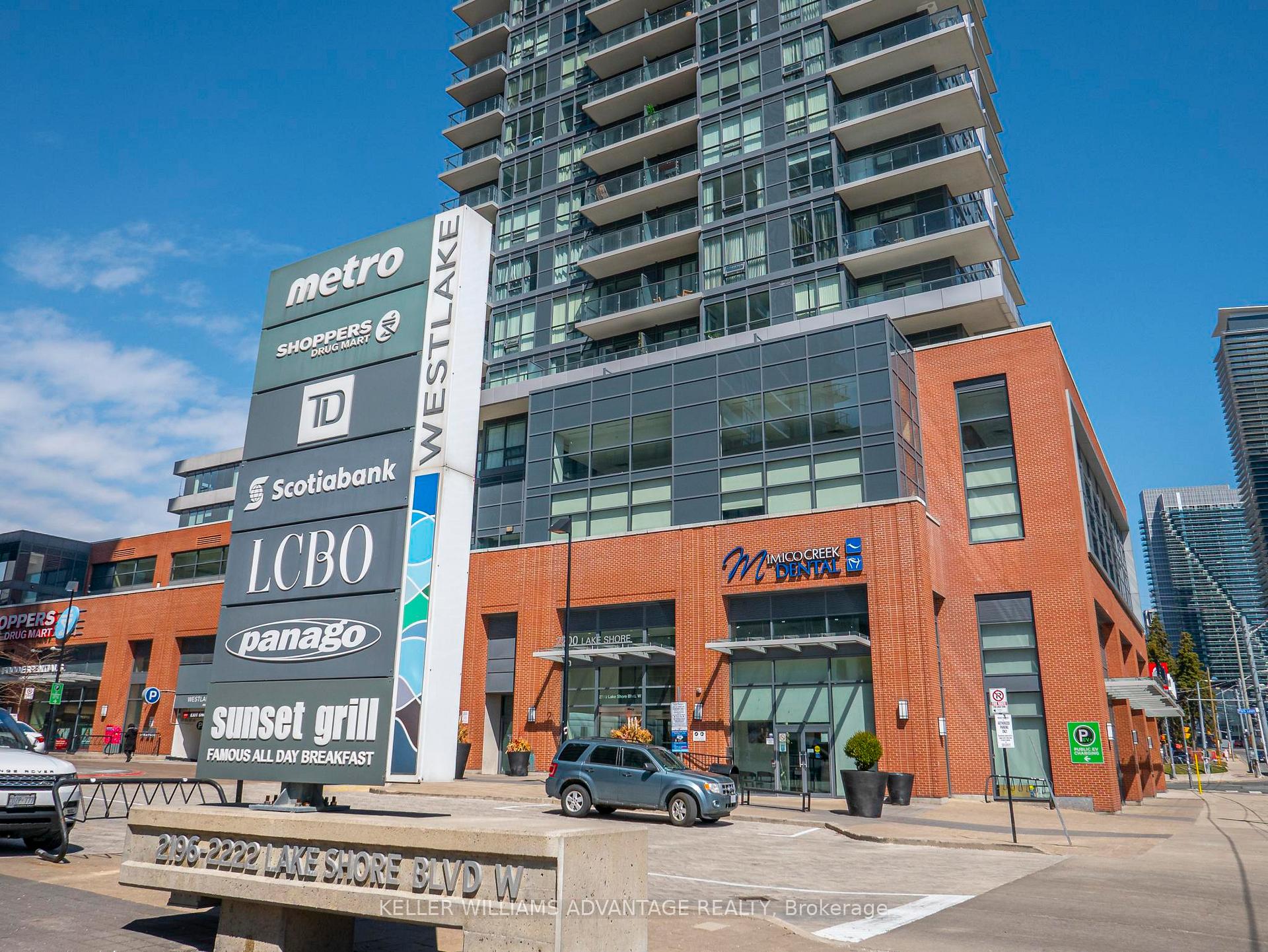 2 Bedrooms Condo at 2200 Lake Shore, Toronto For sale