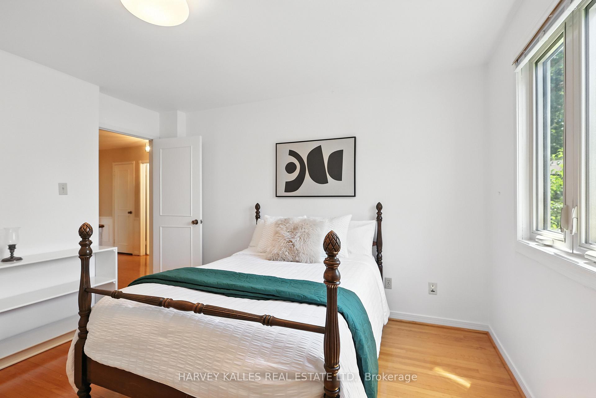 15 Woolsthorpe Crescent
