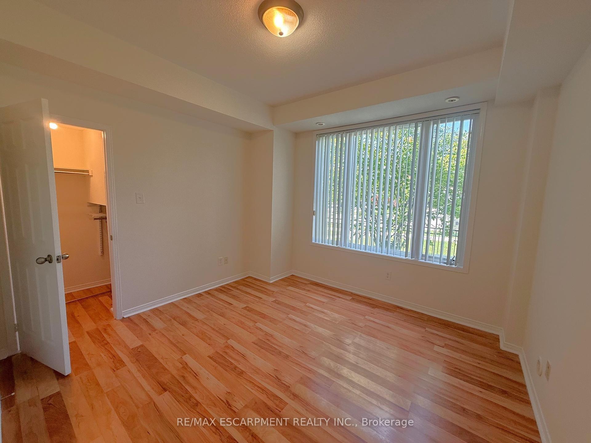 1 Bedroom Condo at 5055 Oscar Peterson, Mississauga For sale