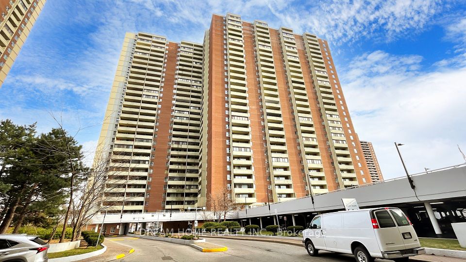 #1815 - 5 Massey Square, Toronto, ON M4C 5L6