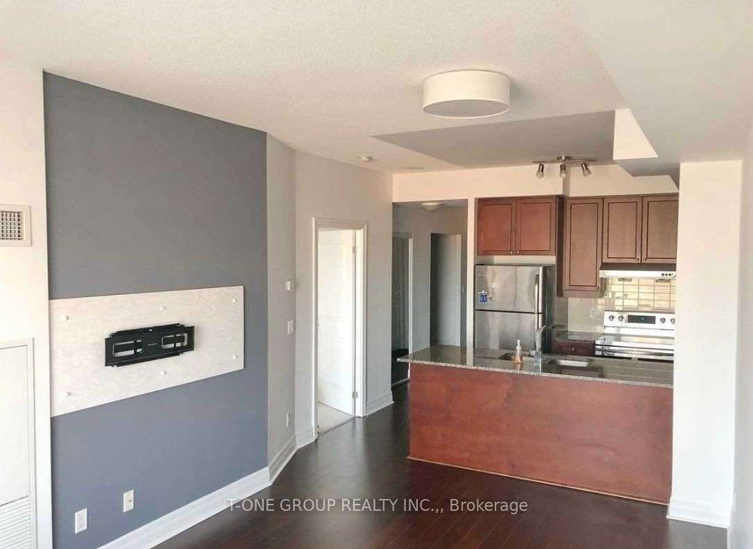 8110 Birchmount Road, #511