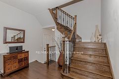 32 Ivor Crescent