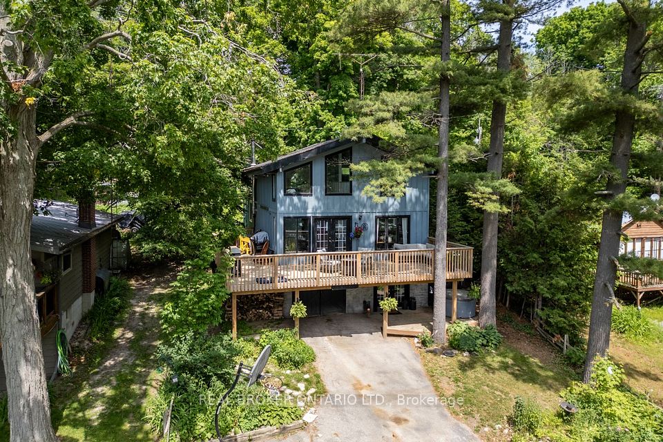 126 Pine Point