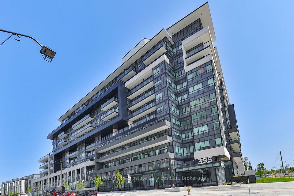#627 - 395 Dundas Street, Oakville, ON L6M 4M2