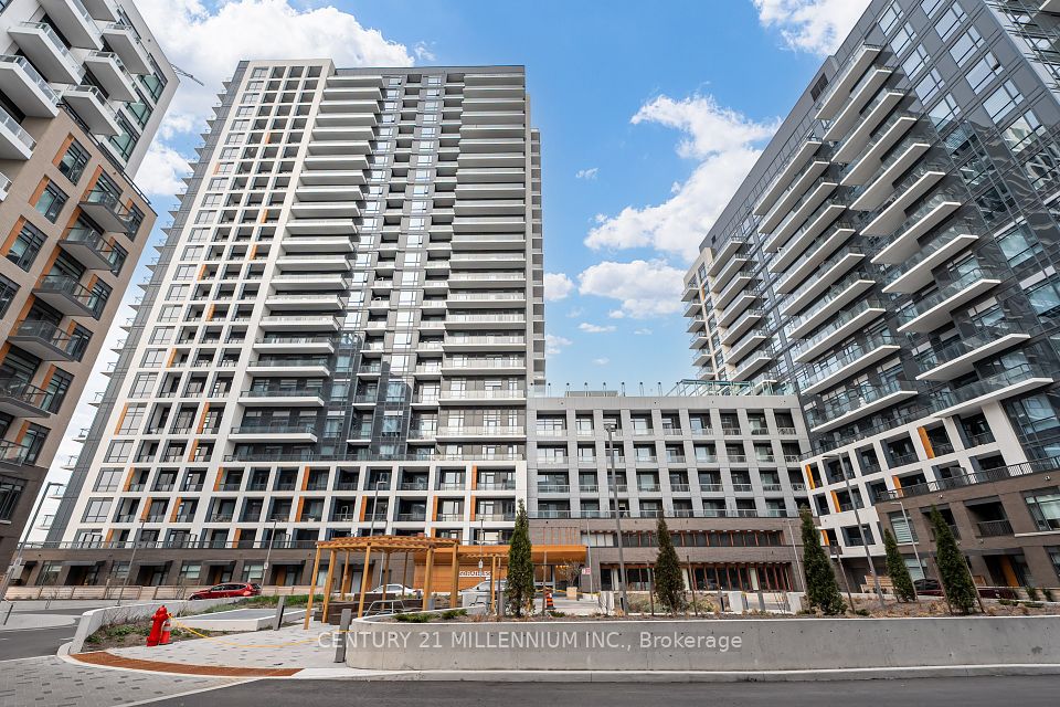 7950 Bathurst