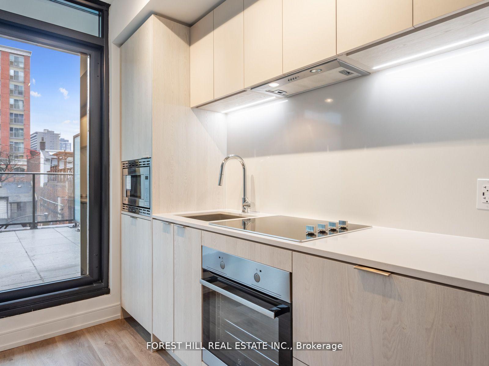 1 Bedroom Condo at 1 Jarvis, Hamilton For sale
