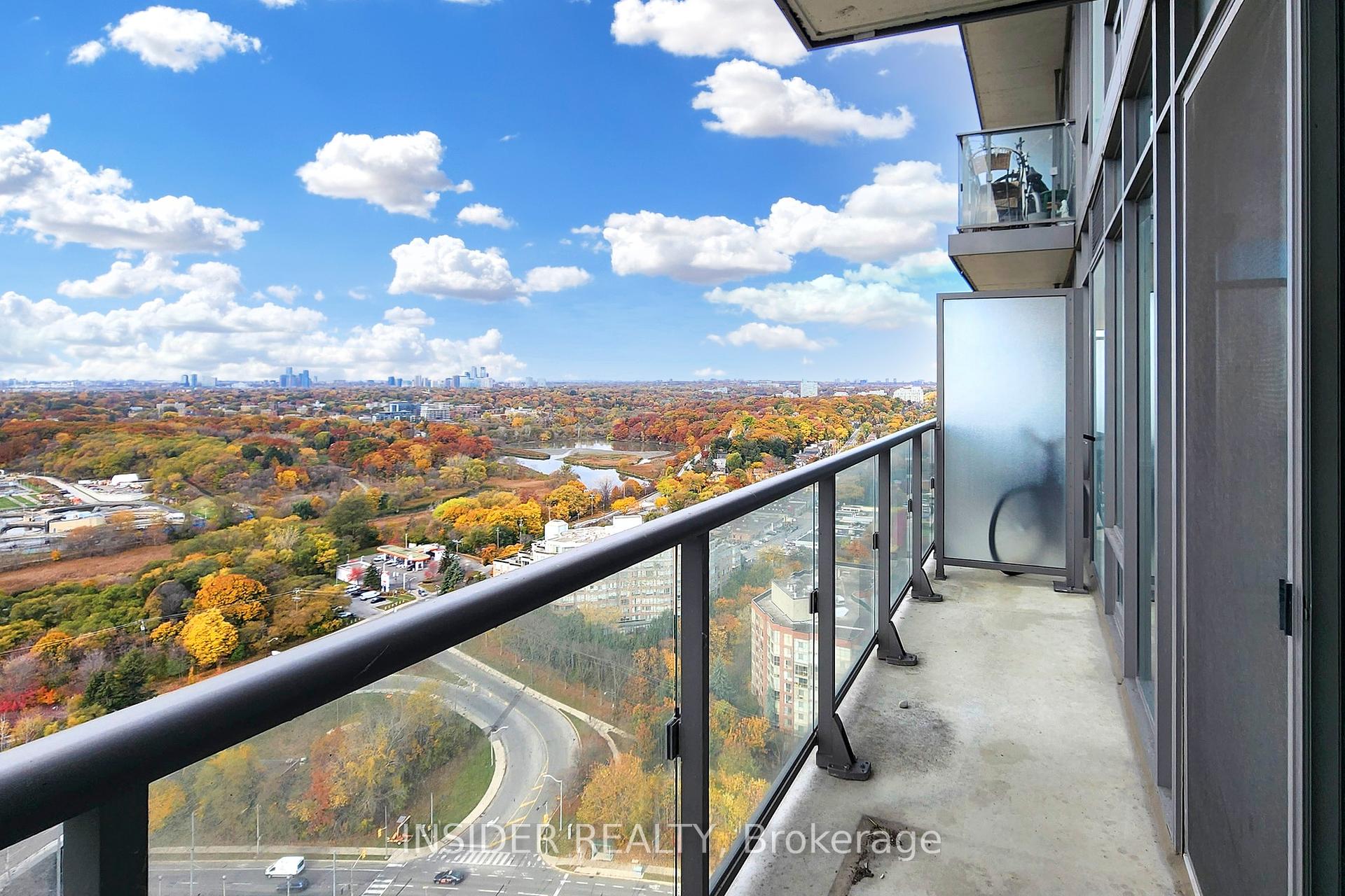 1 Bedroom Condo at 105 The Queensway,  Toronto For sale