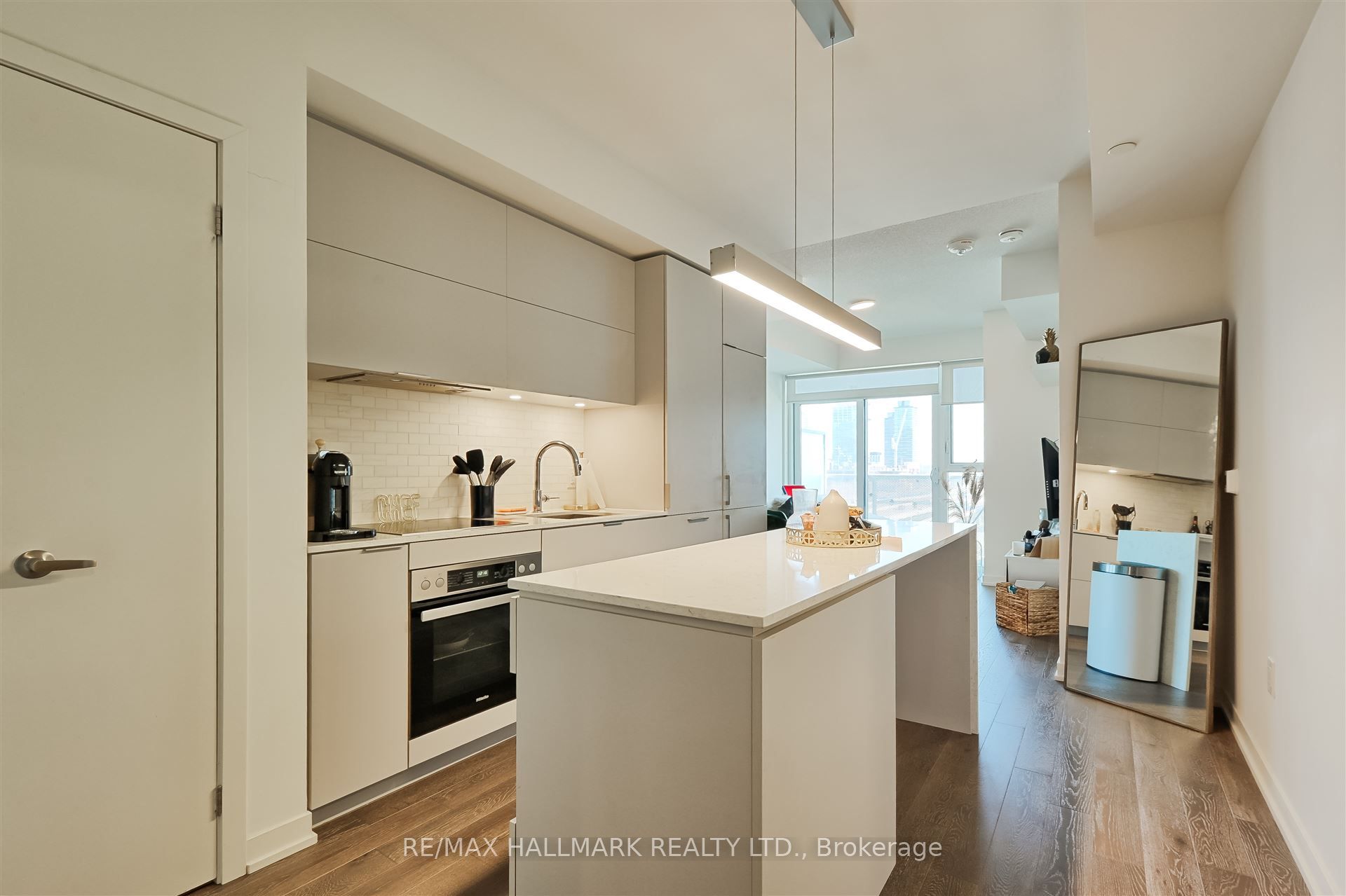 20 Richardson Street E, #602