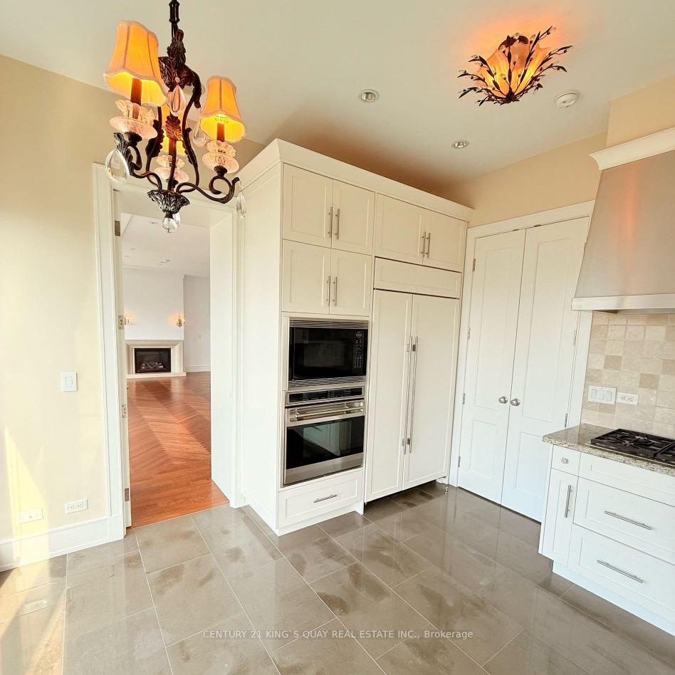1 Bedroom Condo at 183 Wellington, Toronto For sale