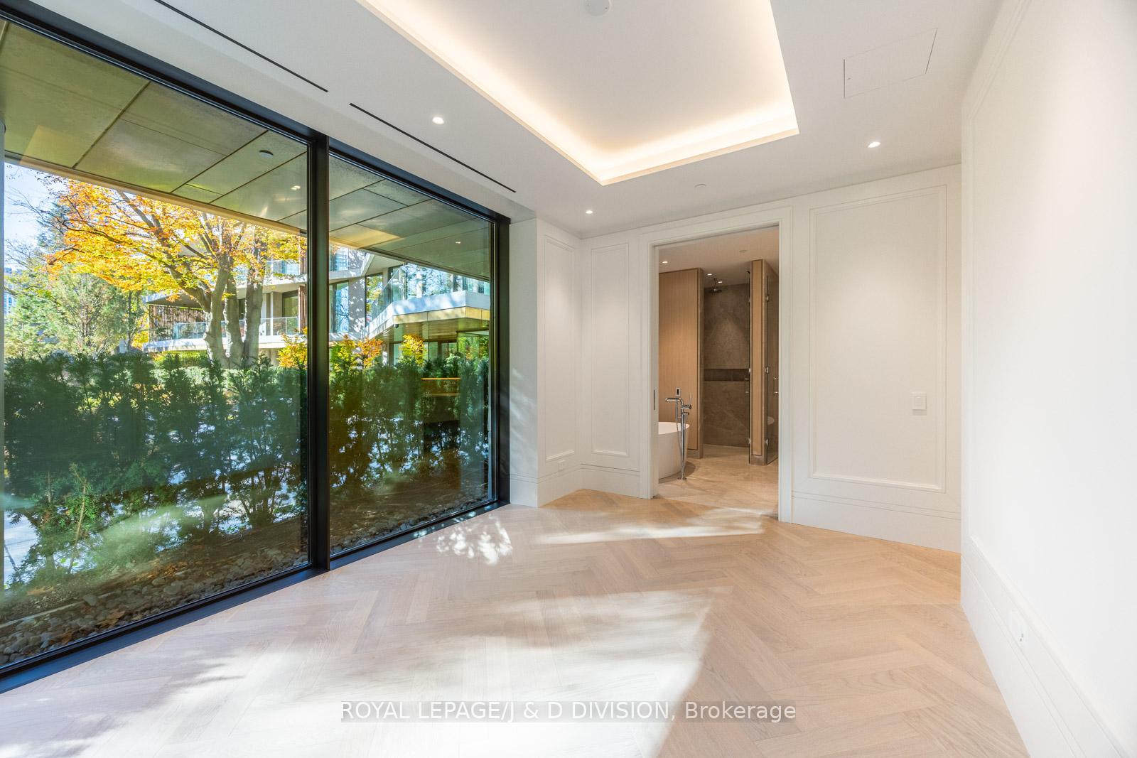 2 Bedrooms Condo at 7 Dale,  Toronto For sale