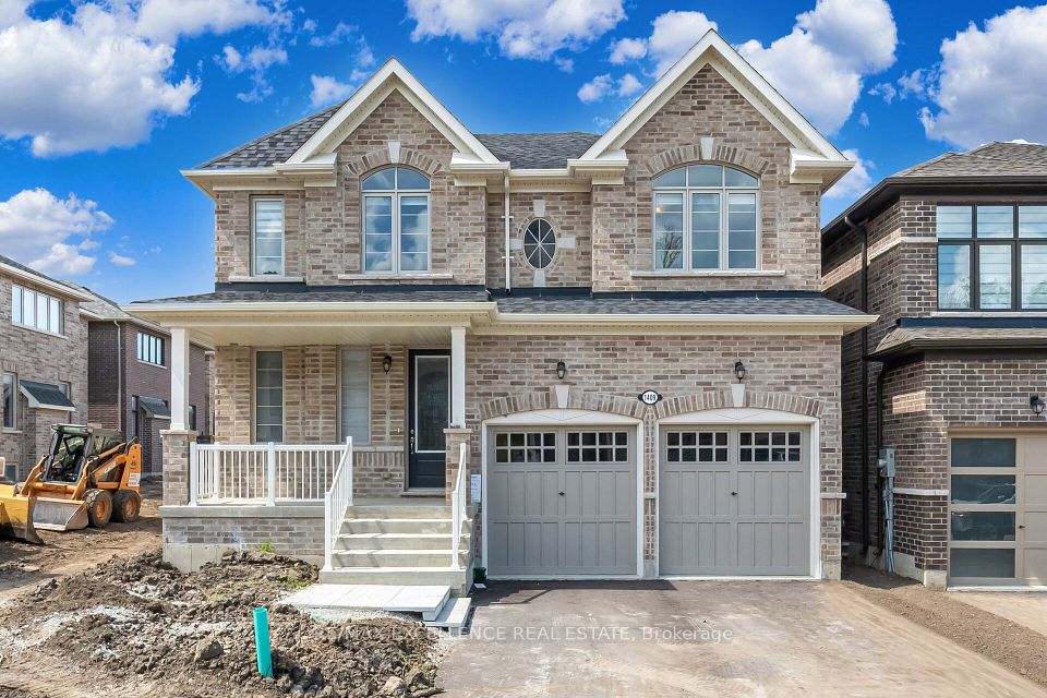 1409 Davis Loop