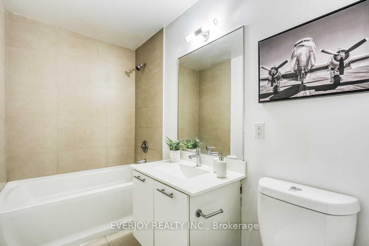 1 Bedroom Condo at 96 St Patrick,  Toronto For sale