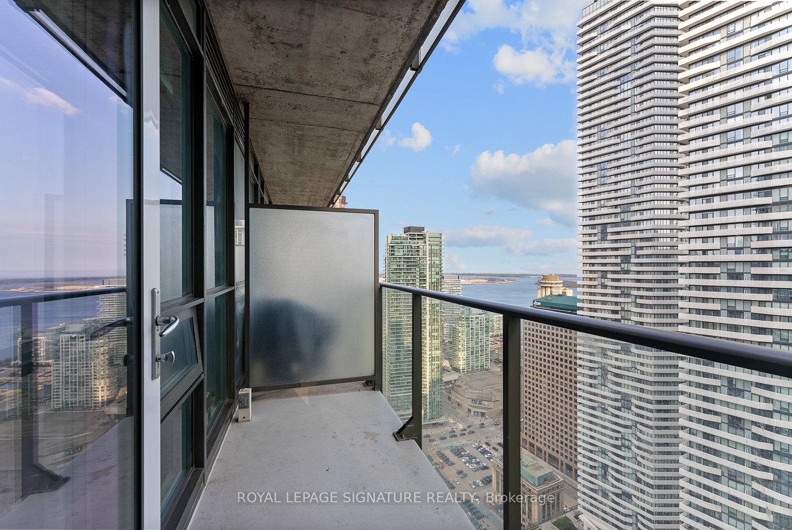 3 Bedrooms Condo at 65 Bremner, Toronto For sale