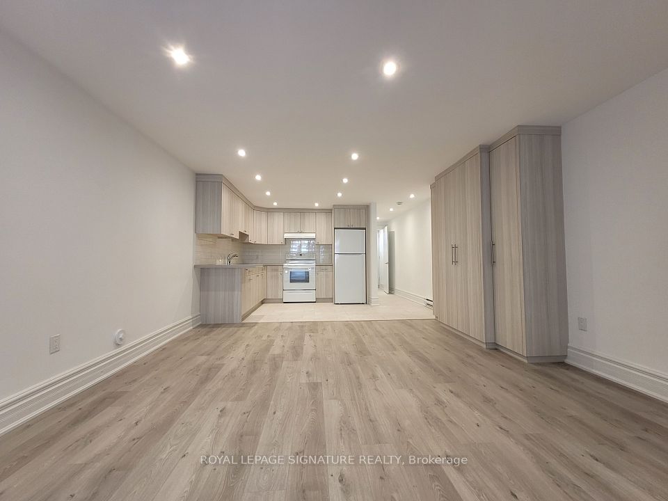 18 Coxwell