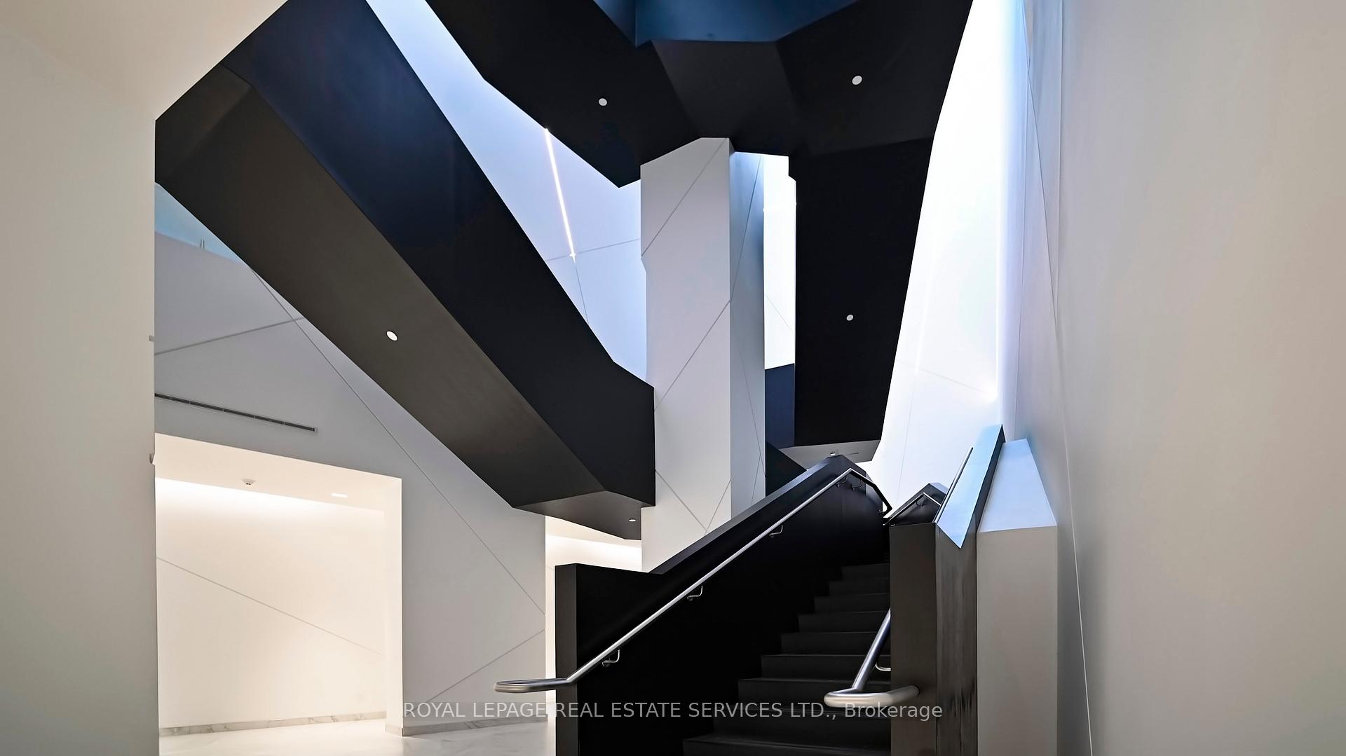 1 Bedroom Condo at 30 Ordnance, Toronto For sale