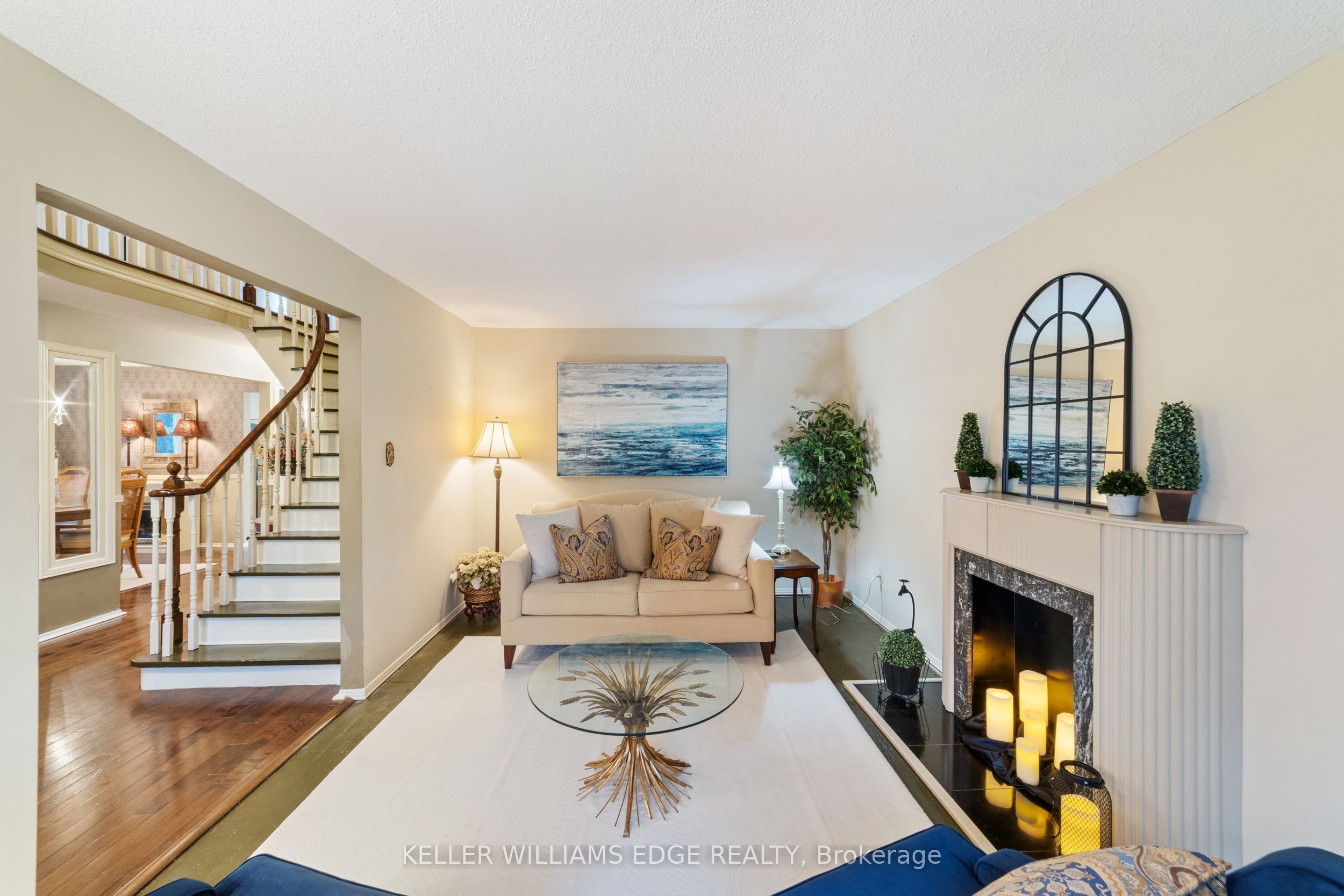 2095 Fallingbrook Court