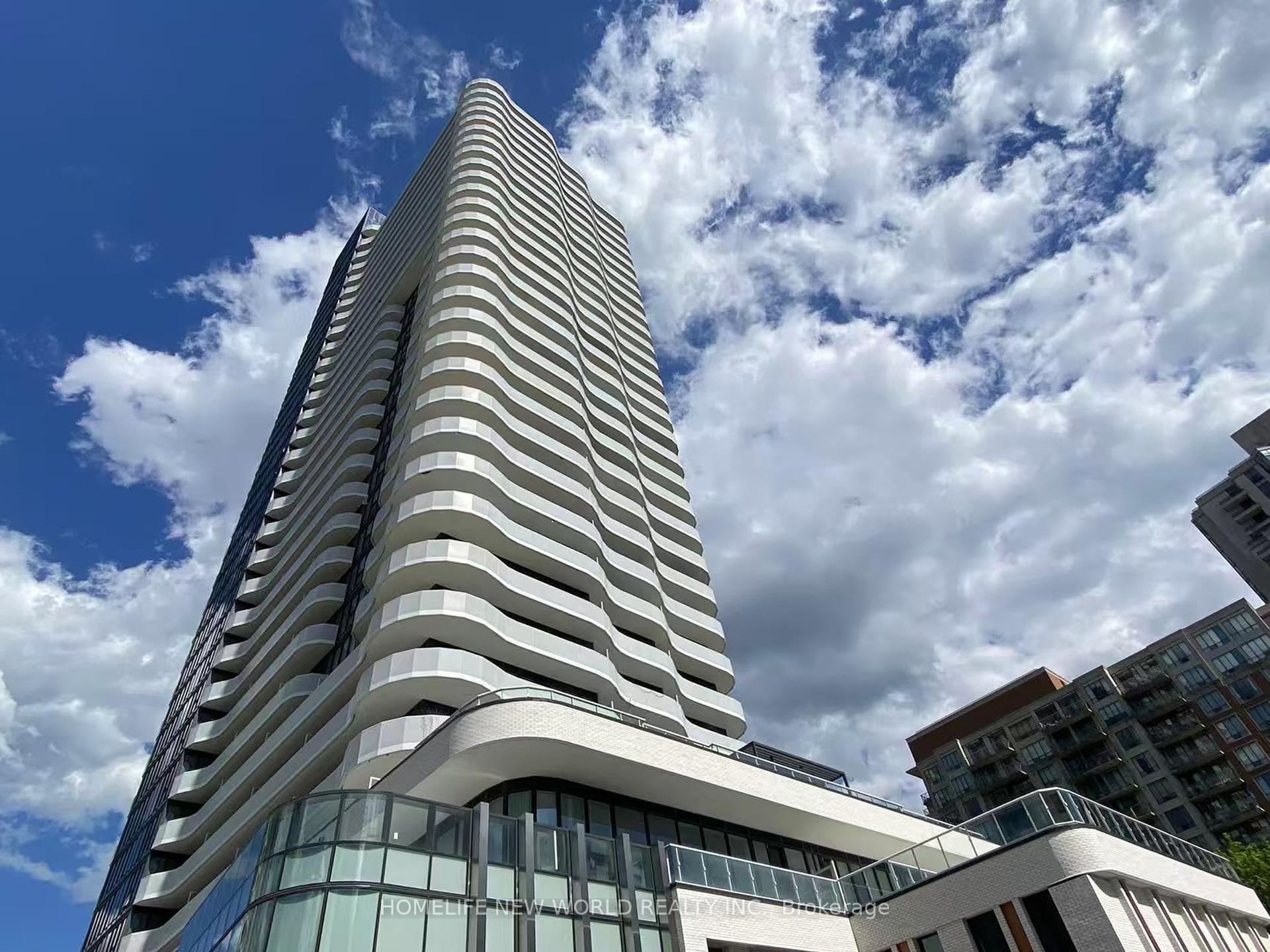 2 Bedrooms Condo at 15 Holmes, Toronto For sale