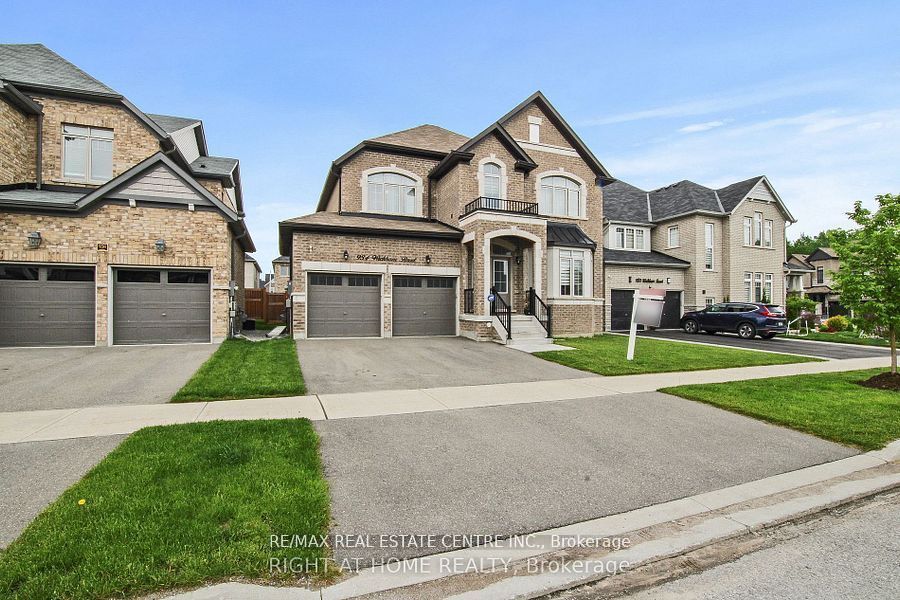 934 Wickham Road, Innisfil, ON L9S 0N5