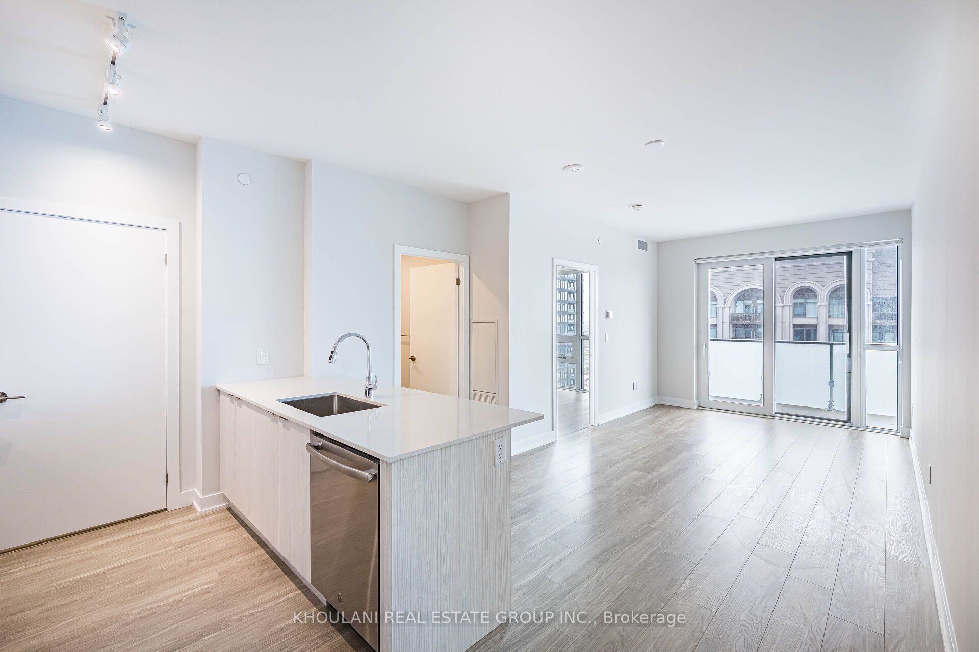 430 Square One Drive, #3501
