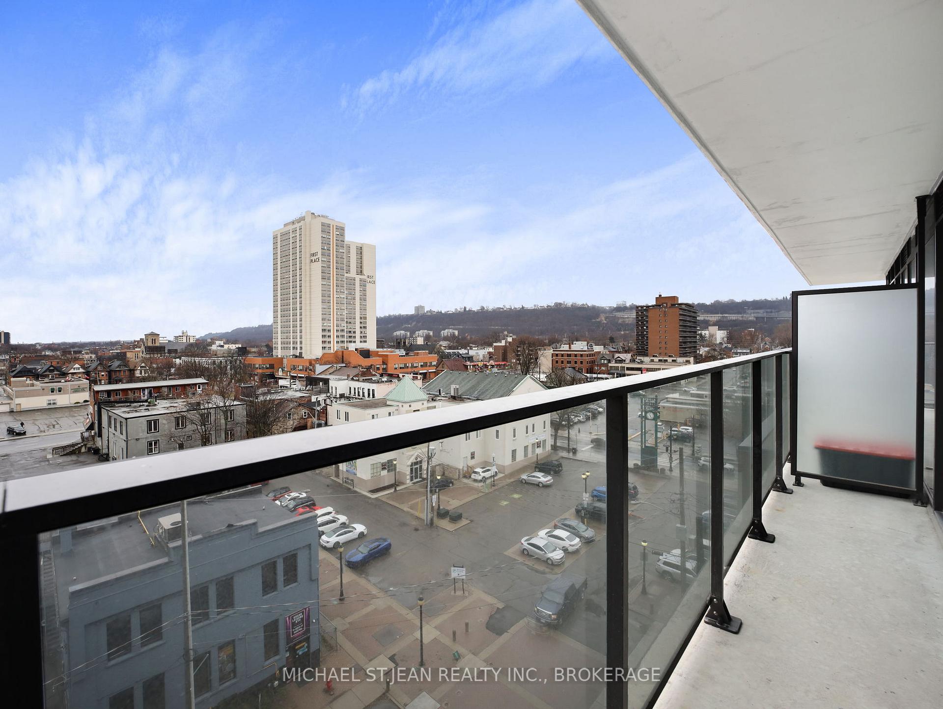 1 Bedroom Condo at 1 Jarvis,  Hamilton For sale
