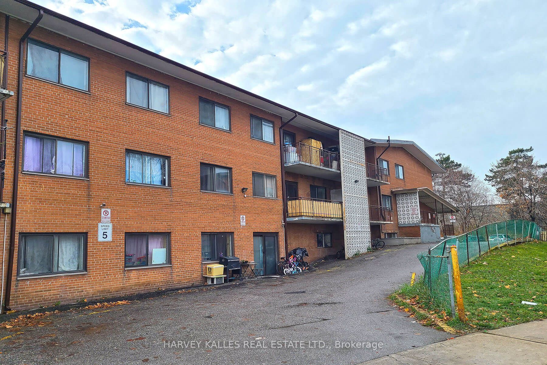 80 Blackfriar Avenue 308