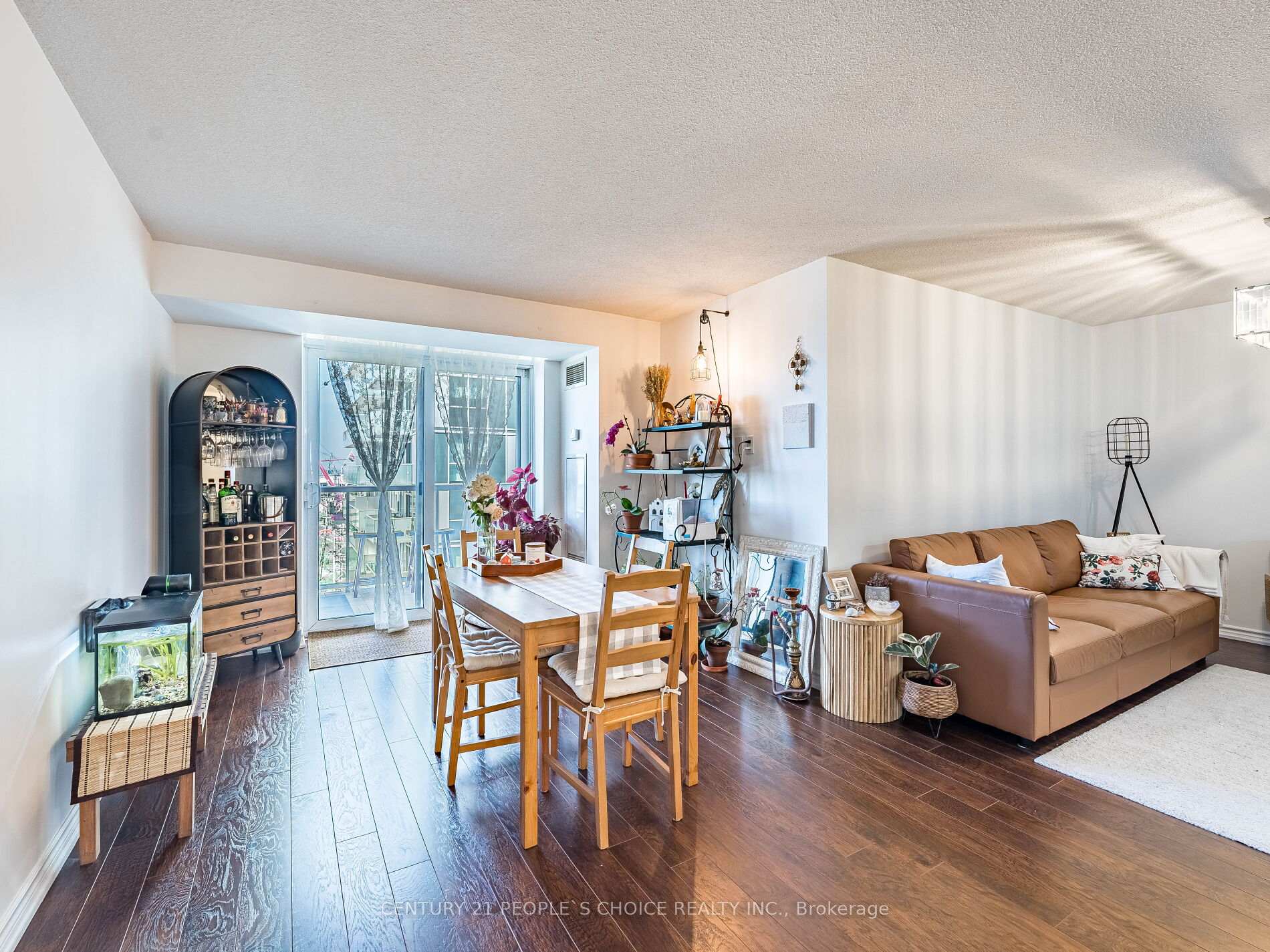 3 Bedrooms Condo at 5233 Dundas, Toronto For sale