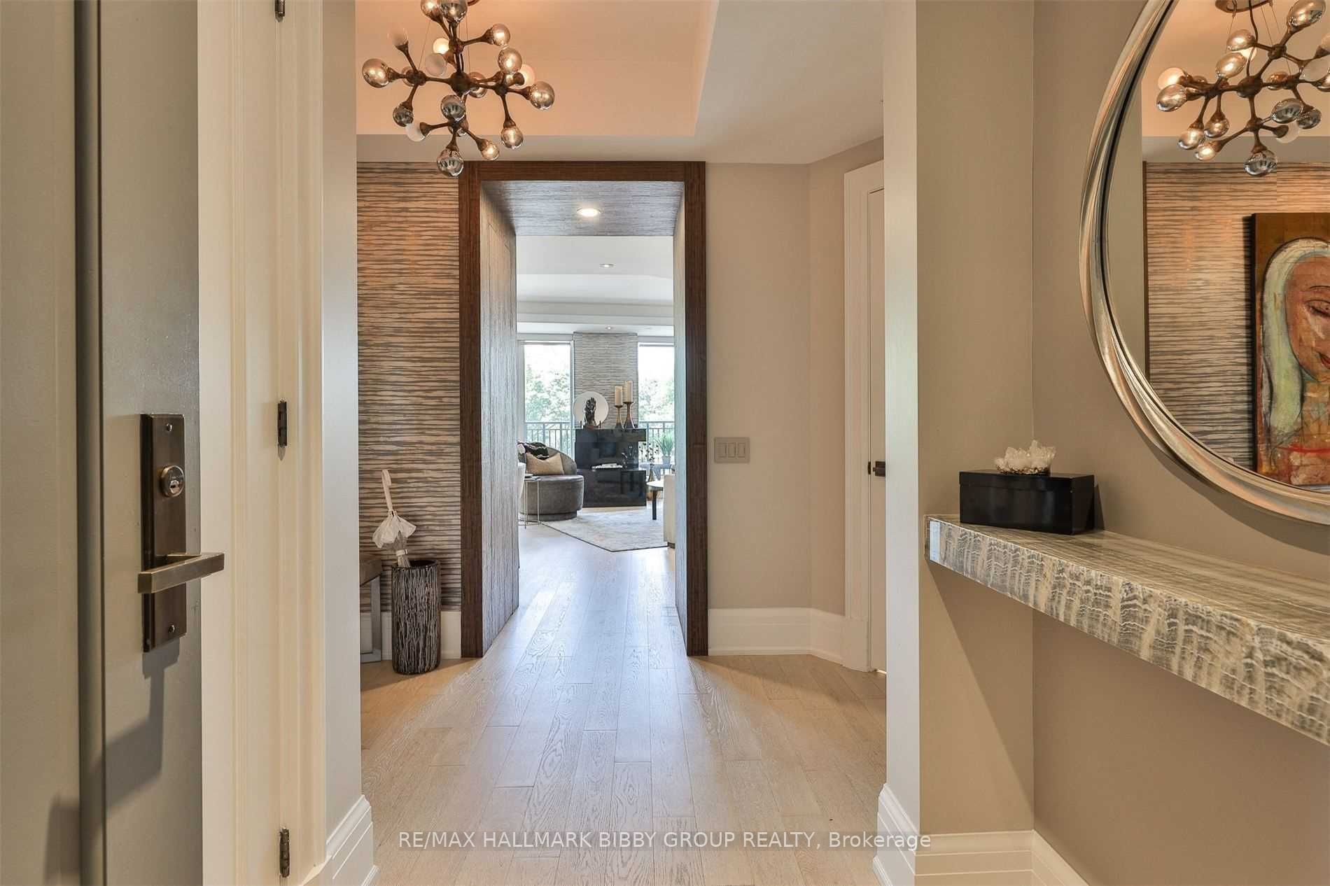3 Bedrooms Condo at 181 Davenport,  Toronto For sale