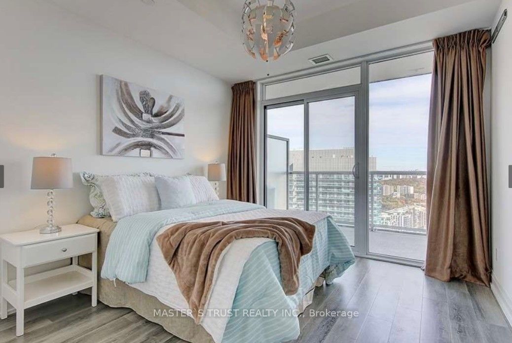 56 Annie Craig Drive, #4101