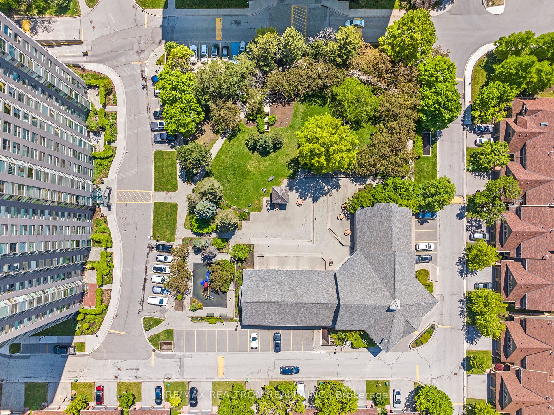 2155 Burnhamthorpe Road W, #1301