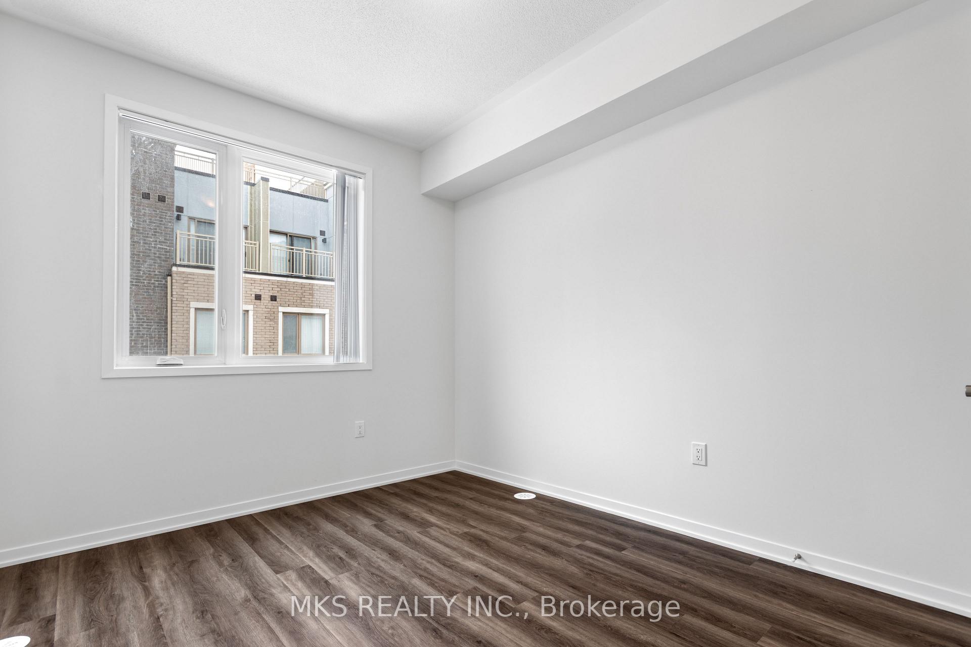 3 Bedrooms Condo at 23 Mable Smith,  Vaughan For sale